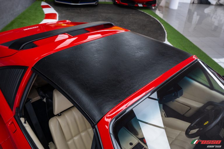 Ferrari 328 GTS Interior (4)